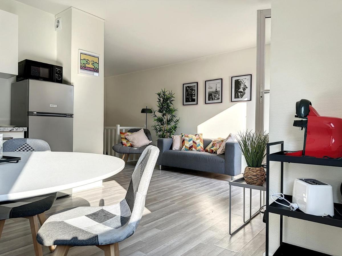 Charmant Appartement Avec Terrasse Parking Ispagnac Ngoại thất bức ảnh