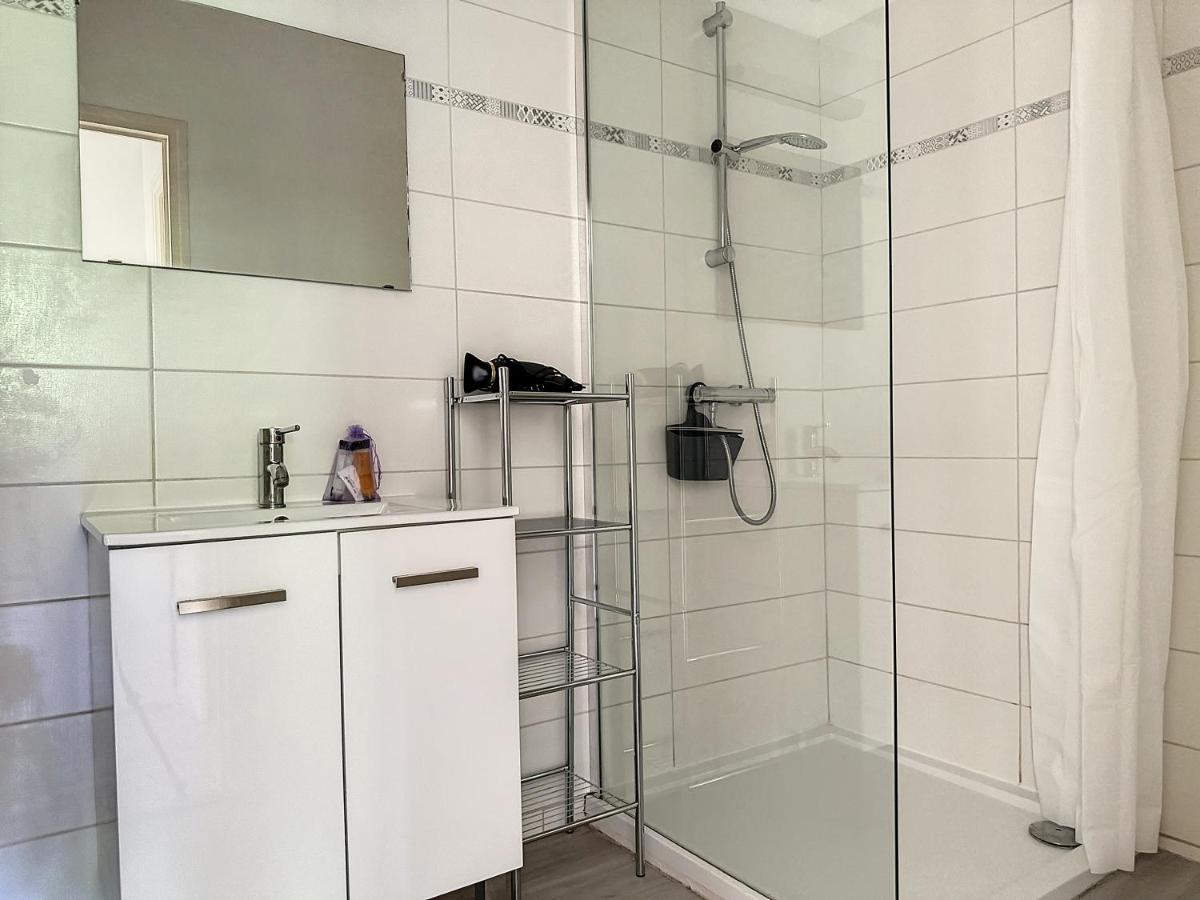 Charmant Appartement Avec Terrasse Parking Ispagnac Ngoại thất bức ảnh